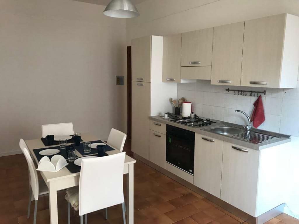 Апартаменты La Casa Di Salvi Санта-Кроче- Камерина Экстерьер фото